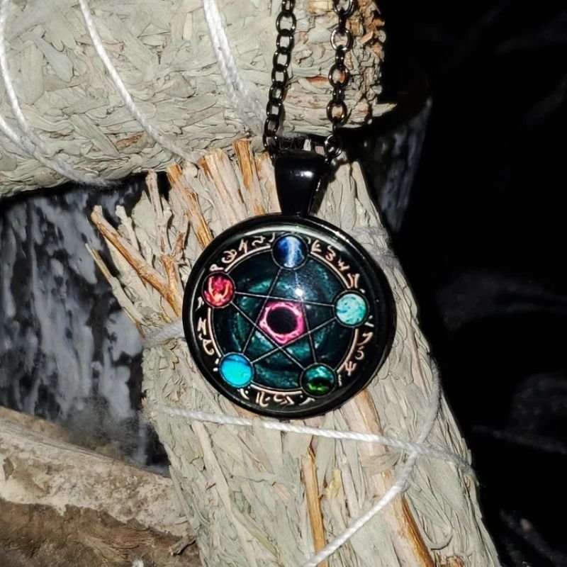 Earth Controller Amulet